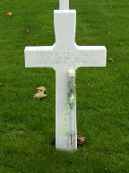 CHATFIELD Keith Grayson 1915-1944 grave memorial.jpg